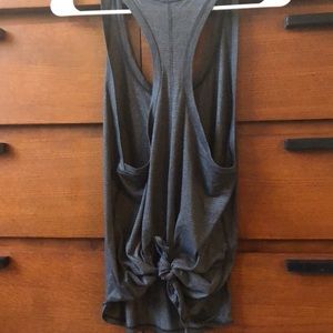 Lululemon Grey Tie Back sz 8